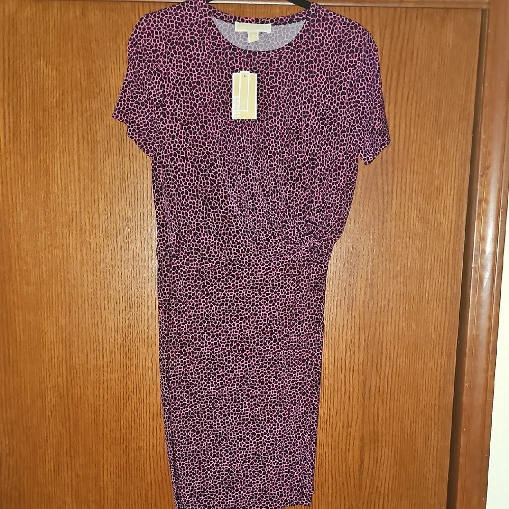 MICHAEL Michael Kors Pink and Black Short Sleeve Twist Dress